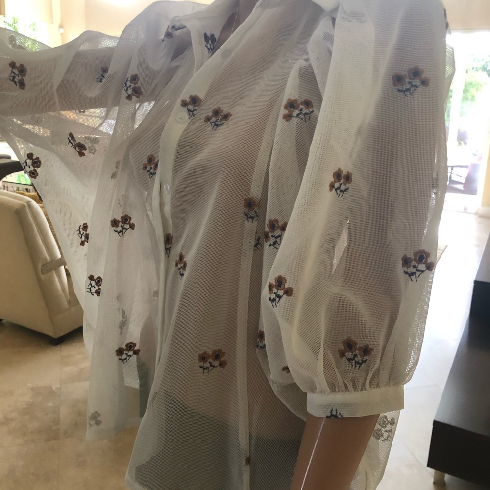 Gracia Top (Something Different)